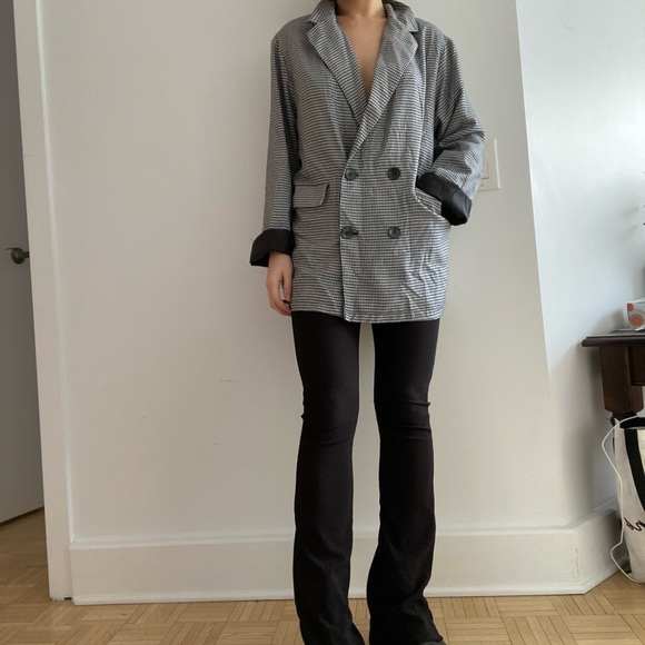 The cutest oversized houndstooth blazer - Picture 7 of 7